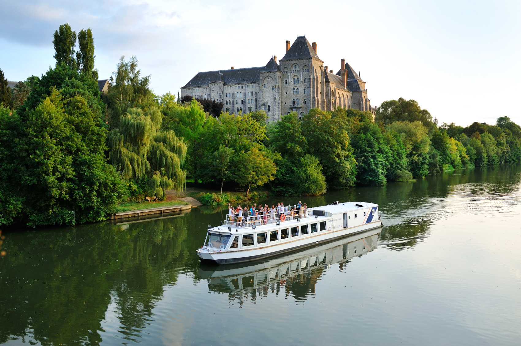 Déjeuner-croisière sur la Sarthe